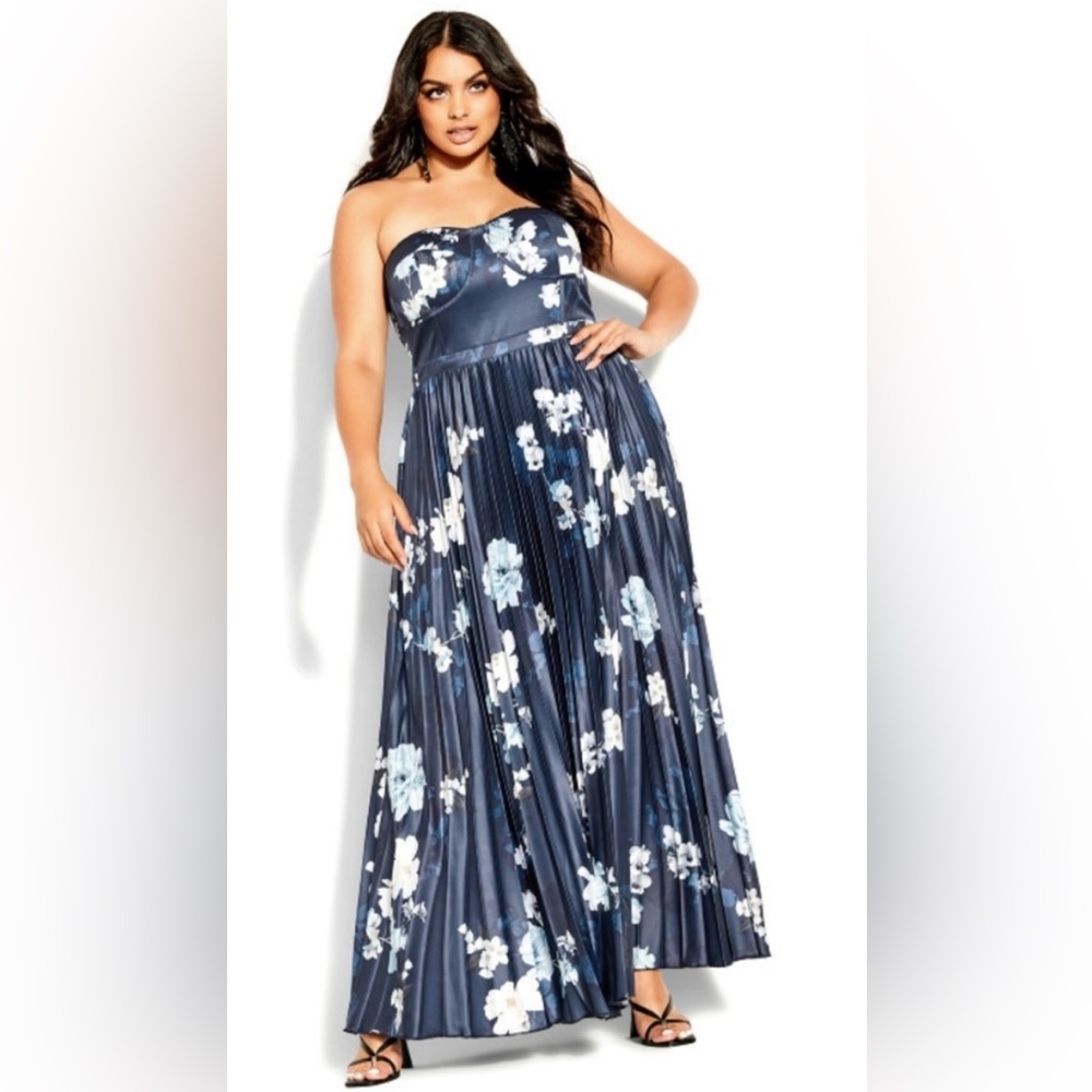 BNWT City Chic Midnight Maxi Dress, size 18